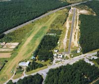 east-moriches-airports-aerial-photo-sept1996